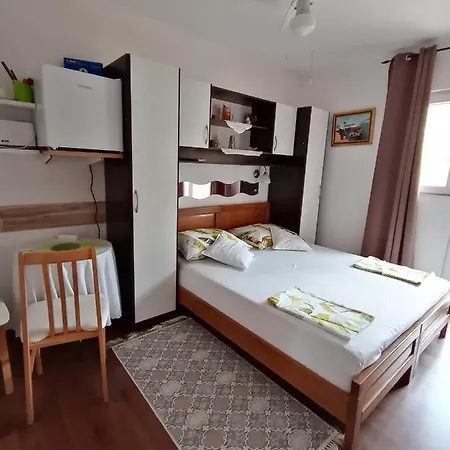 Ivankovic Apartment *