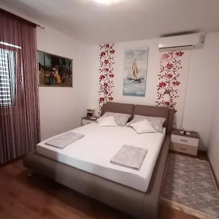 Ivankovic Apartment *